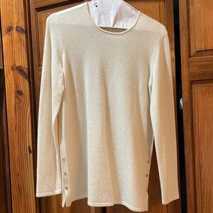 Elegant Cream Women's Sweater